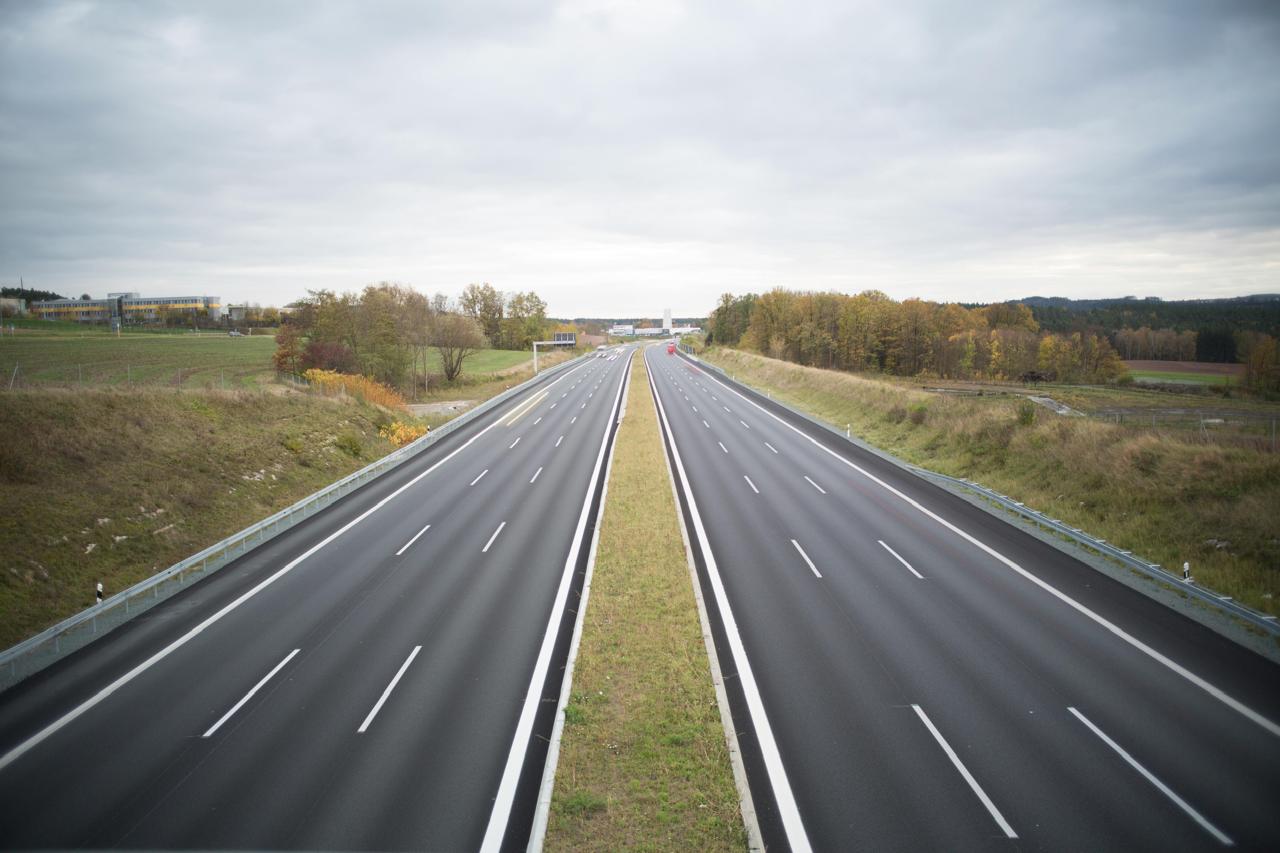 El Gobierno oficializa la privatización de rutas nacionales